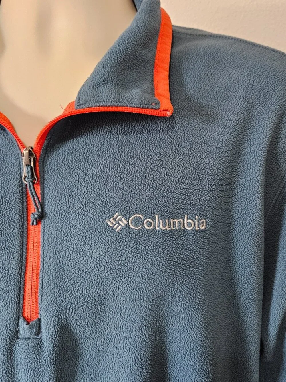 Columbia Sportswear Quarter Zip Lightweight Long Sleeve Fleece Pullover - Picture 6 of 13